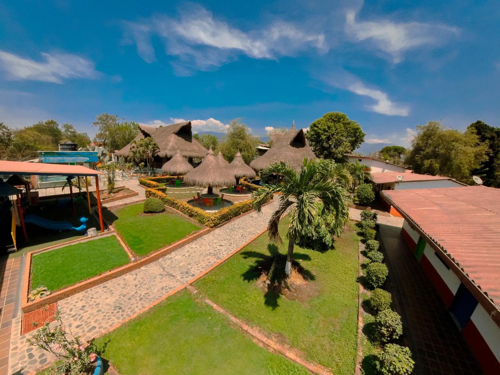 Hotel Acuarela Del Rio Santa Fe de Antioquia Eksteriør billede